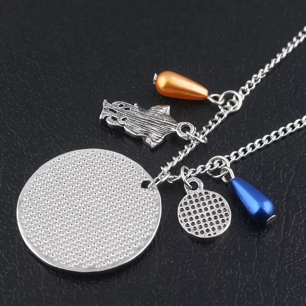 Colar Stranger Things colar charme onze waffles pingente 011 alfabeto lâmpada de parede luz 16 3