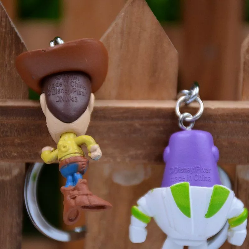 Disney-4PcsSet-Toy-Story-4-Mini-Figures-Keychain-Woody-Buzz-Lightyear-Strawberry-Alien-PVC-Action-Fi-33007244497-3