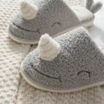 mulheres-chinelos-em-casa-chinelos-bonitos-dos-desenhos-animados-de-inverno-feminino