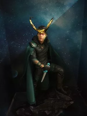 Thor-Marvel-Comics-Loki-Ragnarok-1_6TH-escala-figuras-colecionáveis-Ragnarokr-figura-de-ação-cena-de-4