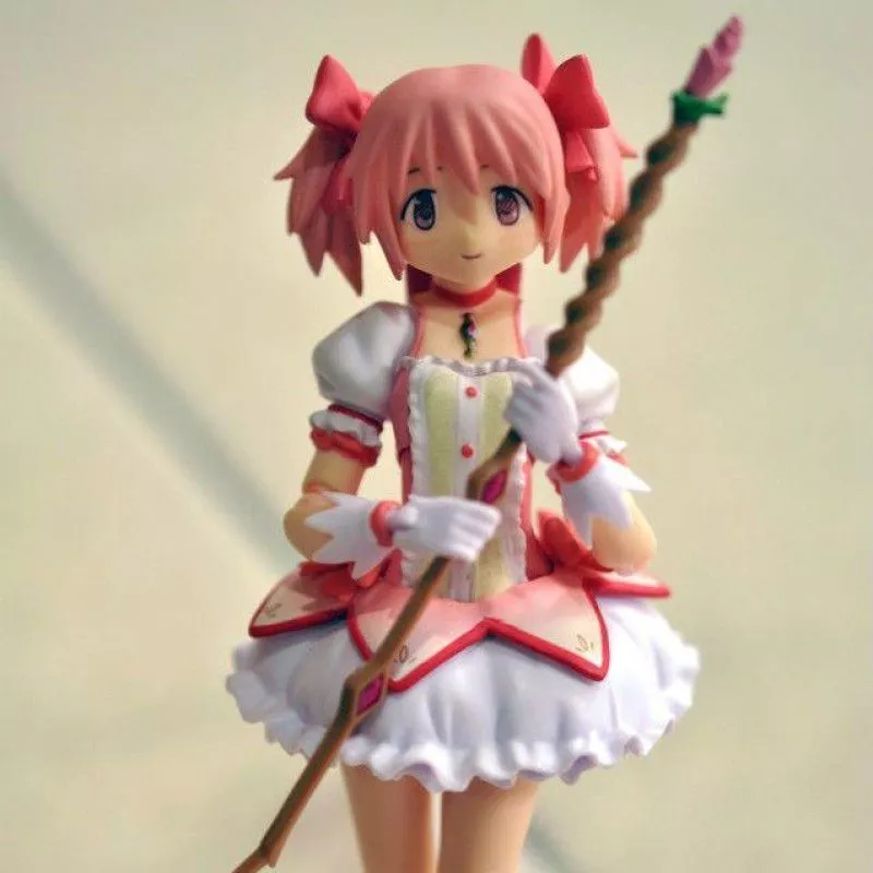 action figure anime madoka magica puella magi kaname figma 14cm Brinco Anime Sailor Moon Sakura Card Captor japonês anime cor de ouro coração com vermelho azul cristal marinheiro lua varinha mágica forma chave brincos para meninas crianças presentes