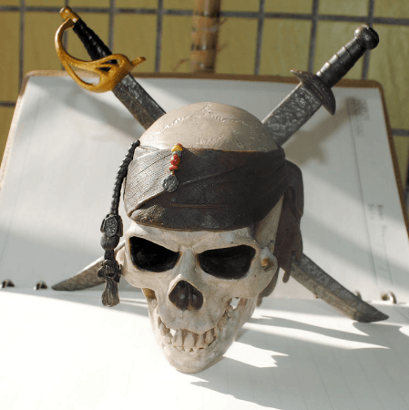 action figure cranio piratas do caribe capitao jack sparrow 15cm Próximo Piratas do Caribe será um reboot da franquia.