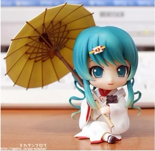 action figure hatsune miku guarda chuva q versao anime collectible action Brinco Anime tonari no totoro brincos de metal orelha plug esmalte verde guarda-chuva meu vizinho totoro spirited afastado brincos do parafuso prisioneiro para mulher