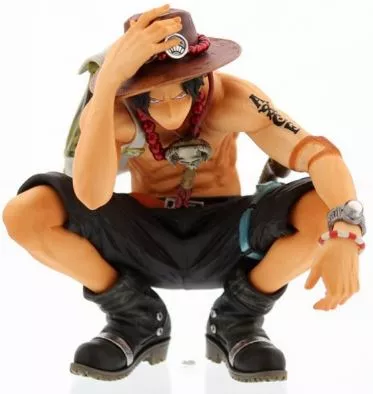 Action Figure One Piece Ace Squatting 16cm