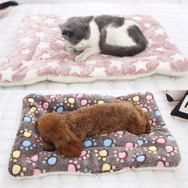 Animais de estimação esteiras engrossar macio cama do gato para o cão esteira do gato do inverno cobertor dos produtos do animal de estimação cama do cão para cães grandes pequenos
