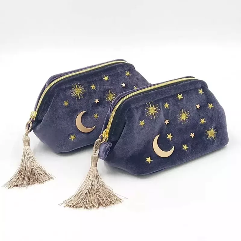Bolsa Bonito veludo bordado saco cosmético organizador de viagem bolsa de maquiagem feminina zíper compõem bolsa com lua estrela borla deco