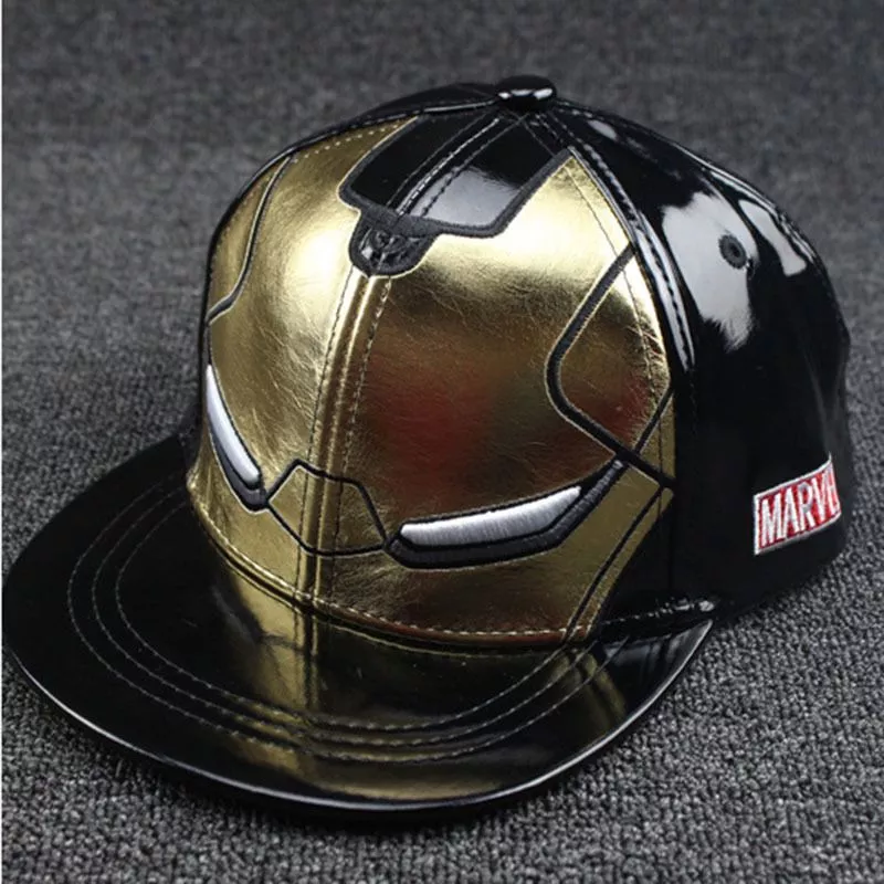 Boné  Aba Reta Marvel Vingadores Homem de Ferro Preto/Dourado Tamanho Adulto