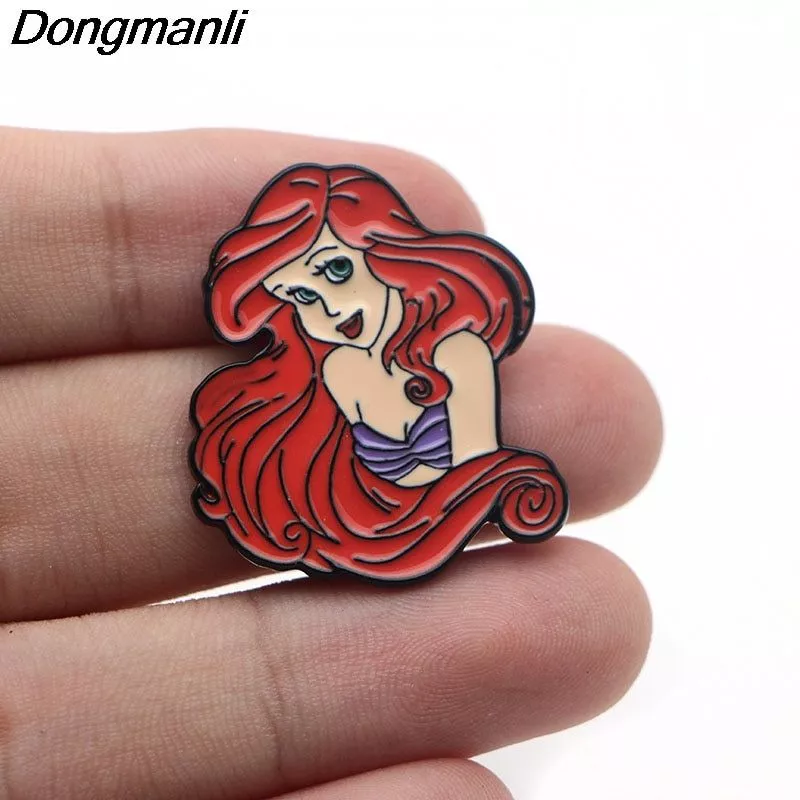 broche ariel pequena sereia dmlsky metal enamel pins brooch for women dresses backpack Brinco Alice País das Maravilhas Chesire Retro Gothic Crystal Punk Earrings for woman Trendy Skull Stud Earrings Jewelry Halloween Accessories Gift