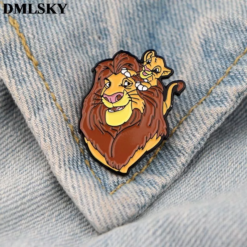 broche rei leao dmlsky fashion creative theme cartoon metal pins enamel brooches for Dog Bag Breathable Dog Backpack Large Capacity Cat Carrying Bag Portable Outdoor Travel Pet Carrier L