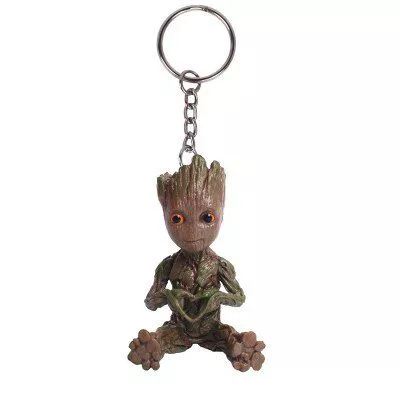 chaveiro marvel action figure vingadores baby groot 1962 Divulgado pôster para 2ª temporada de Eu Sou Groot.