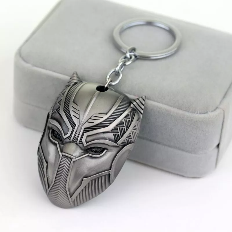Chaveiro Marvel Vingadores Pantera Negra Prata