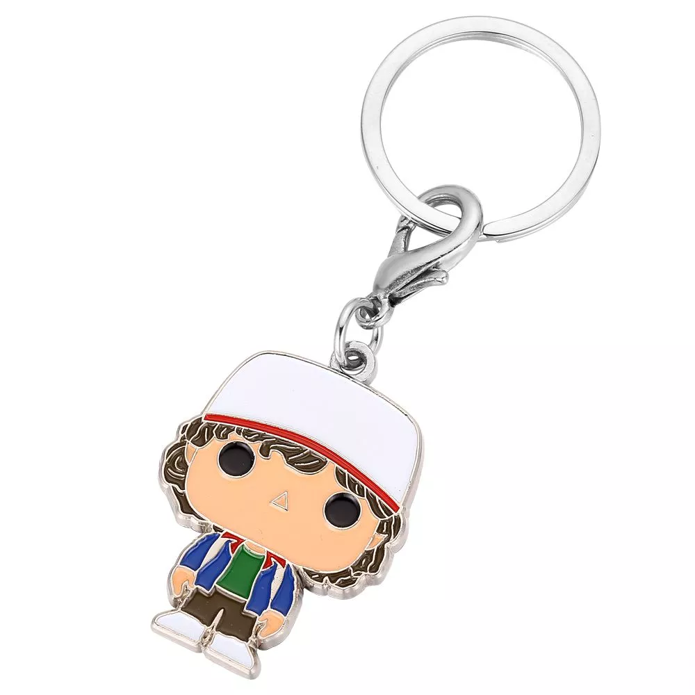 chaveiro stranger things dustin chaveiro Chaveiro JoJo's Bizarre Adventure Máscara de Pedra Pingente Chaveiro de Metal Chave Anel Titular Homens Mulheres Saco Chave Do Carro Cadeia Chaveiro Anime Jóias