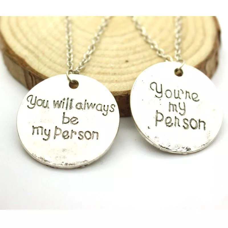 Colar 2 Peças Série Grey's Anatomy Você é Minha Pessoa Meredith e Yang