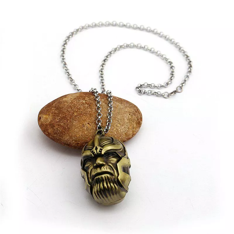 Colar Marvel Vingadores Guerra Infinita Busto Thanos Dourado