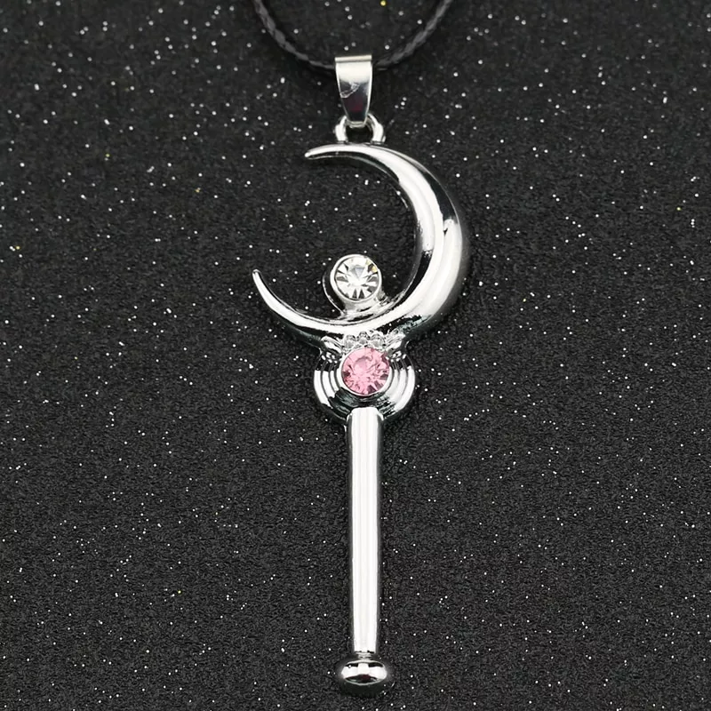 colar sailor moon lua vara varinha magica cor prata cristal cz pingente de Brinco Anime Sailor Moon Sakura Card Captor japonês anime cor de ouro coração com vermelho azul cristal marinheiro lua varinha mágica forma chave brincos para meninas crianças presentes