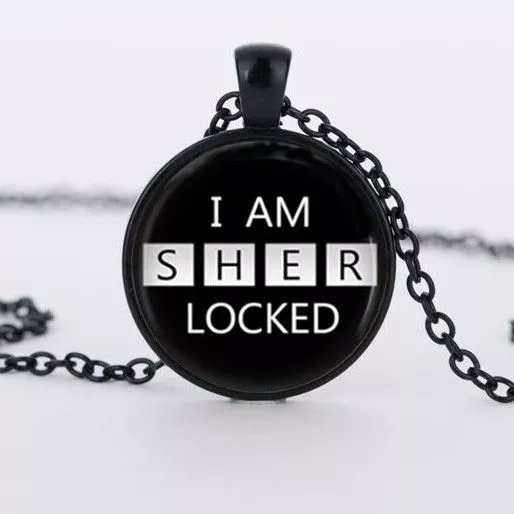 Colar Sherlock Holmes I am  Sher locked Preto