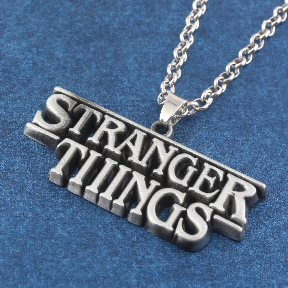 Colar Stranger Things Prata