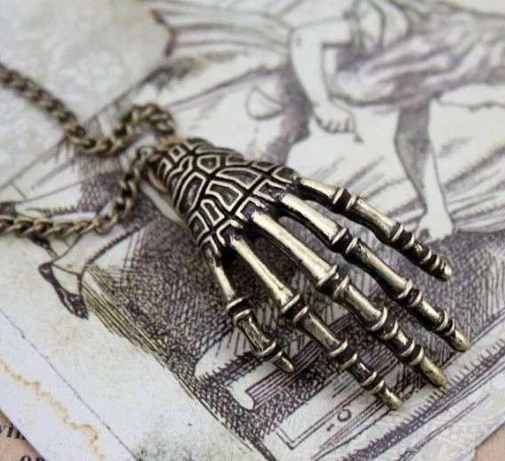 Colar Vintage Caveira