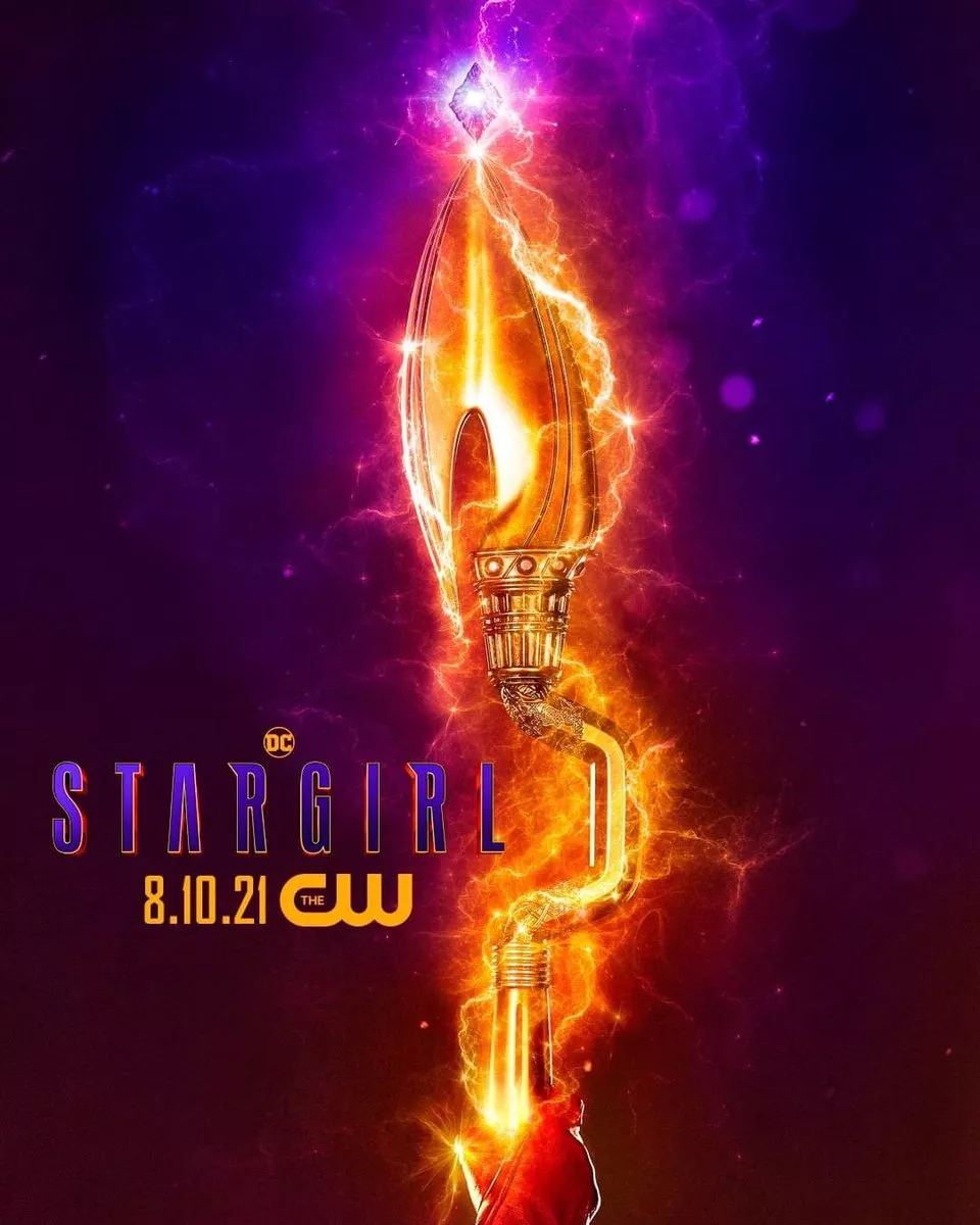 image 10 2 Divulgado poster para 2ª temporada de #STARGIRL.