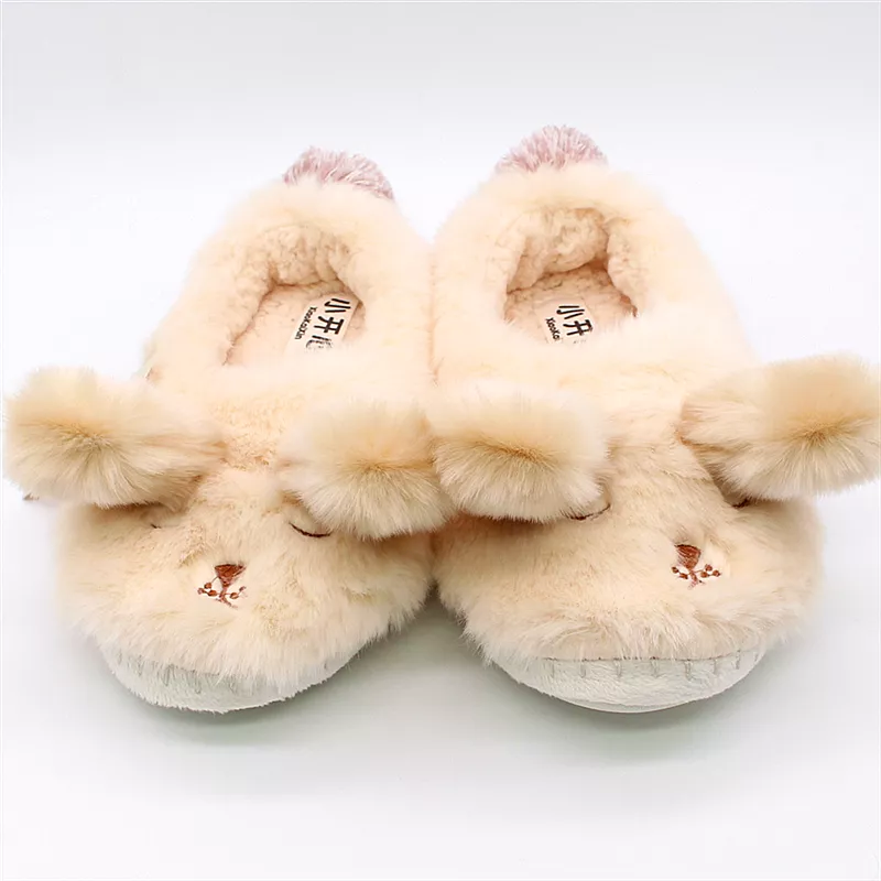 Pantufa Adulto Coelho Felpudo