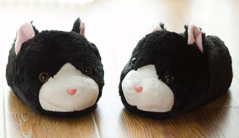 Pantufa Adulto Coelho Preto E Branco