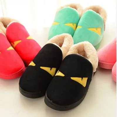 pantufa adulto monstro monster varias cores Chinelos espessos de algodão para mulheres, chinelos espessos de cor sólida para o chão quente de mulheres, cores pastelaria para o inverno