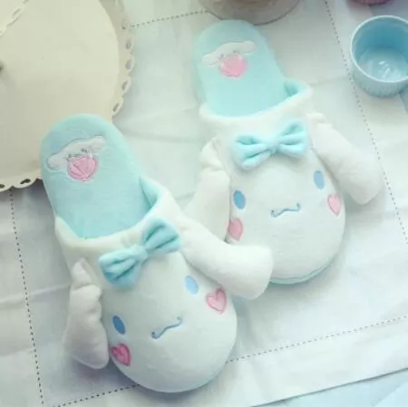 Pantufa Cinnamoroll dos desenhos animados cão inverno indoor chinelos coleção bonecas brinquedos recheados boneca sapatos presente para as crianças amor animal de estimação #1299