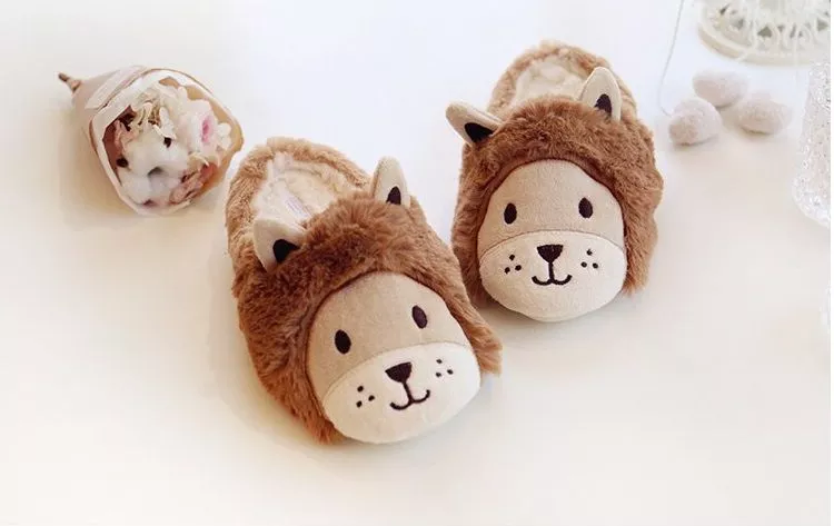 Pantufa Leão Dos Desenhos Animados