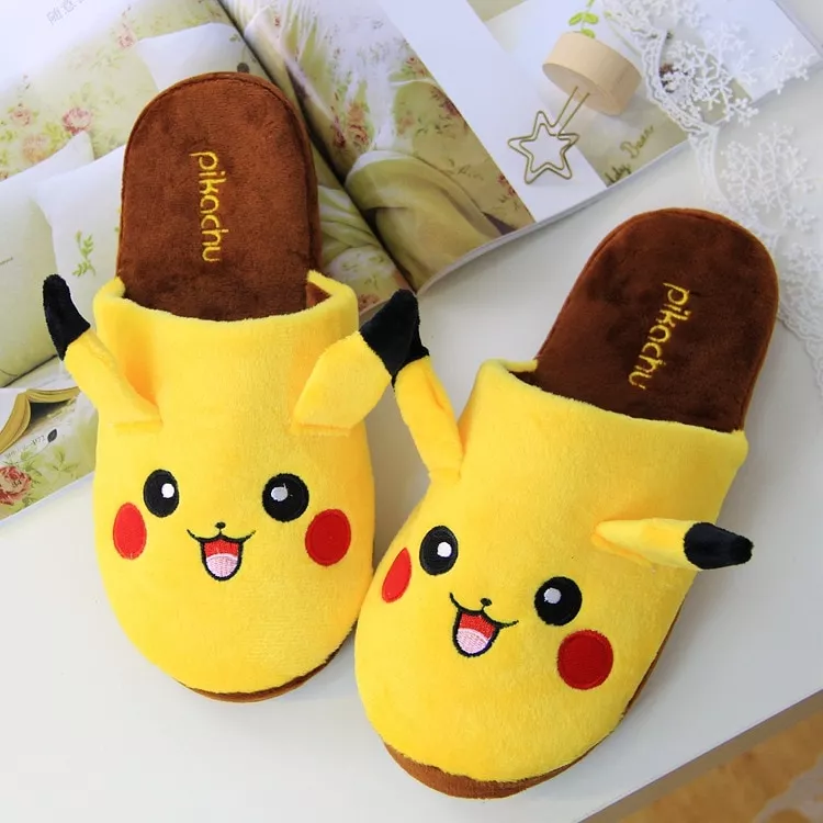 pantufa pokemon pikachu chinelos lounge unisex pijamas cosplay sapatos de Pantufa Pokemon pikachu chinelos lounge unisex pijamas cosplay sapatos de fantasia dos desenhos animados em casa casais quentes indoor inverno chinelo máscara olho