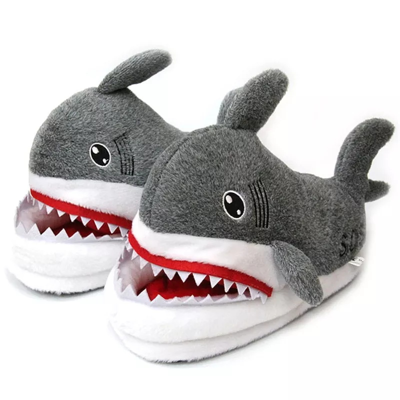 Pantufa Tubarão Sapatos de inverno Sapatos Quentes Animal Engraçado Tubarão Dos Homens e Mulheres Quentes Chinelos Em Casa Piso Interior Chinelos Peludos Desliza Mulheres Flip flops