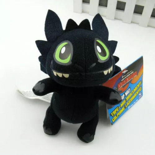 Pelúcia Dreamworks Como Treinar Seu Dragão 2 Banguela Toothless Chibi 18cm