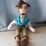 pelucia-disney-tangled-rapunzel-flynn-rider-principe-30cm