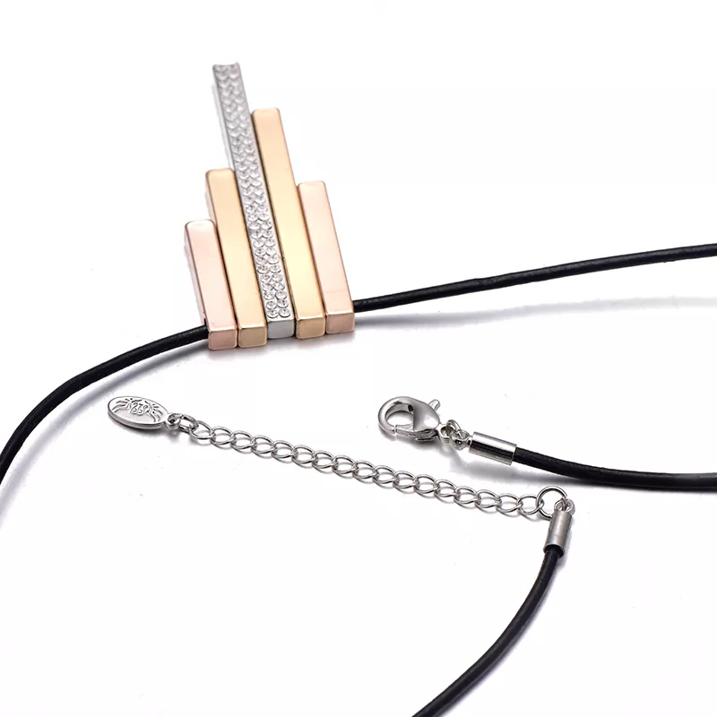 366891608 Colar retângulo com pingente femininos, corrente de couro encerado preto, colar extravagante, jóias para presente de festa 2020