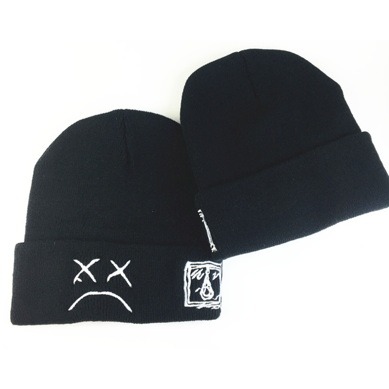 820557025 Novo gorro bordado lil peep branco e preto., boné de malha tricotada masculino e feminino de hip hop quente para outono e inverno.