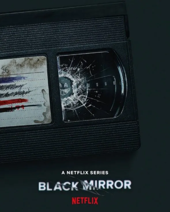 9524581d 0a17 44ca 8990 fb991245c1ae 57738 00001245326f1bcc file Divulgado pôster para 6ª temporada de Black Mirror.